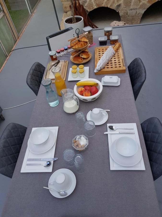 Domaine De Baise Bed & Breakfast Feugarolles Екстериор снимка