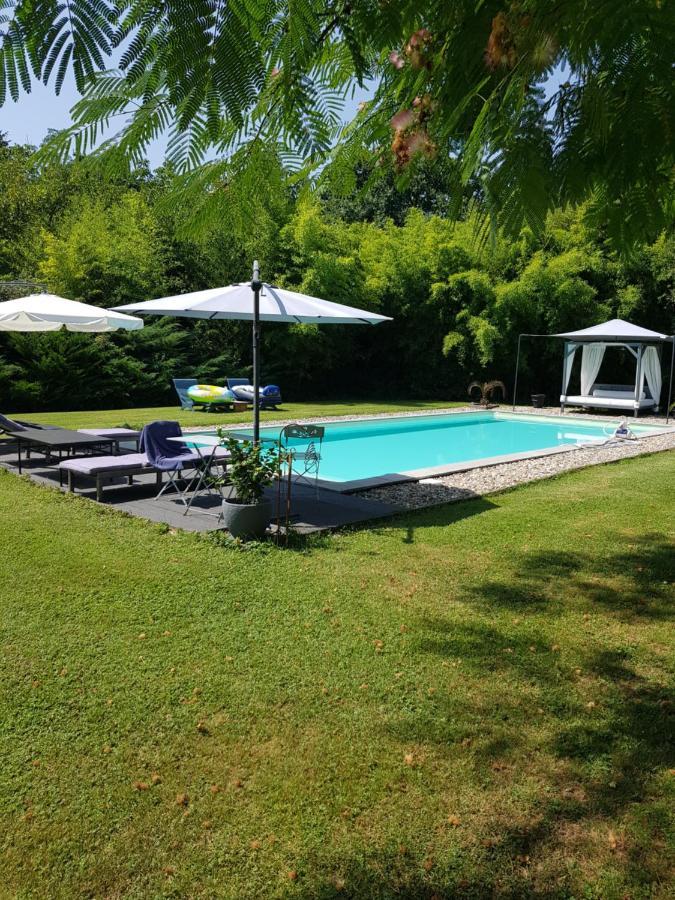 Domaine De Baise Bed & Breakfast Feugarolles Екстериор снимка